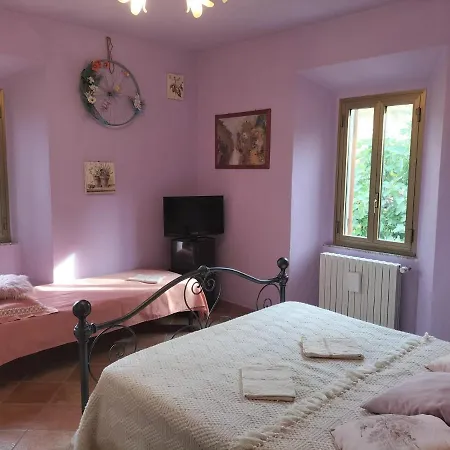 La Casetta Di Pierluigi Pensionat *
